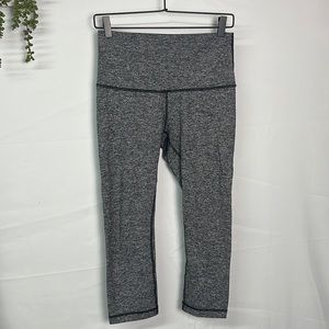 LULULEMON | Women's Leggings Size 8 Grey Heathered Yoga Run Hike Capri